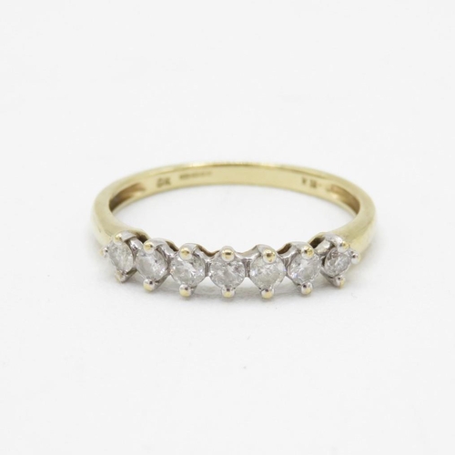 9ct gold diamond half eternity ring (1.2g) Size  N