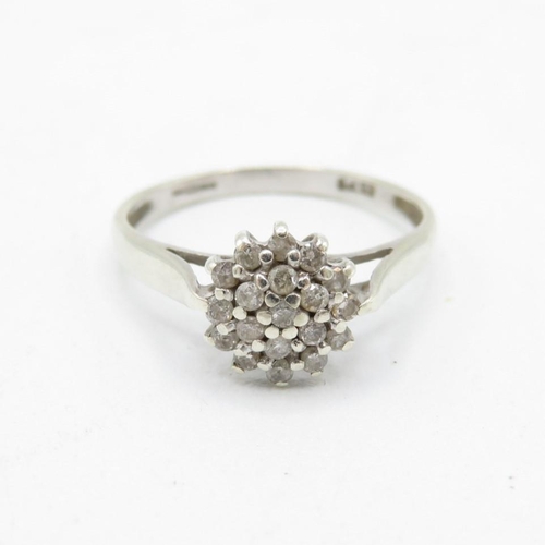 9ct white gold diamond floral cluster ring (1.7g) Size  M