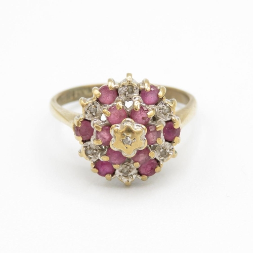 9ct gold vintage ruby & diamond cluster ring (2.6g) Size  M