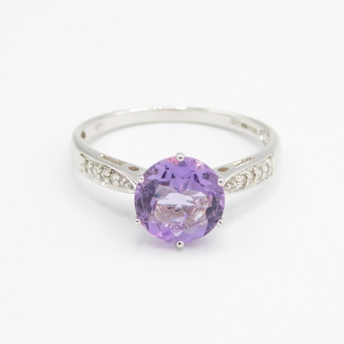 9ct white gold amethyst with diamond shoulders dress ring (2.2g) Size  R