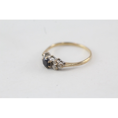 102 - 9ct gold diamond & sapphire trefoil ring Size N   1.1 g