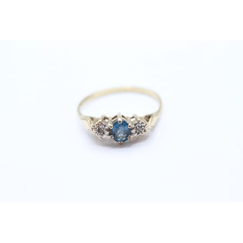 9ct gold blue topaz & diamond three stone ring Size O 1.4 g
