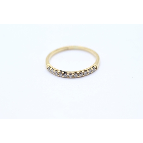 67 - 18ct gold diamond half eternity ring Size J 1/2 1.3 g