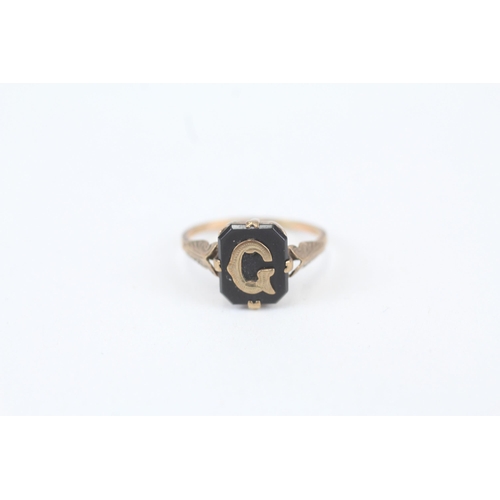 73 - 9ct gold antique onyx initial 'G' signet ring  - MISHAPEN - AS SEEN Size J 1.6 g