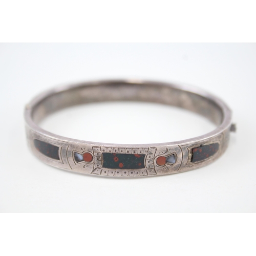 338 - Antique Scottish Revival sterling silver bloodstone inlay bangle (16g)