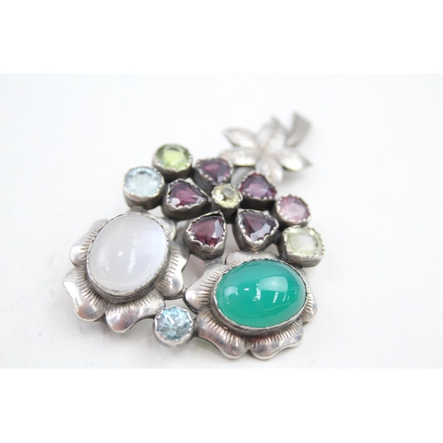 343 - Vintage sterling silver multi-gemstone floral brooch including moonstone, garnet (25g)