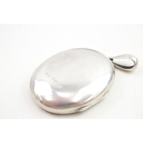 350 - Antique Victorian sterling silver photo locket (16g)