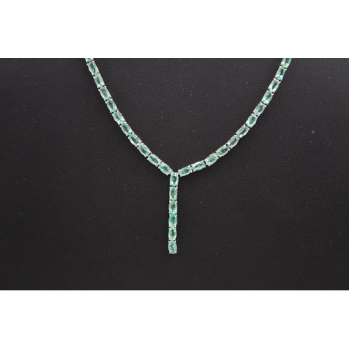 351 - Vintage sterling silver emerald static pendant necklace (14g)