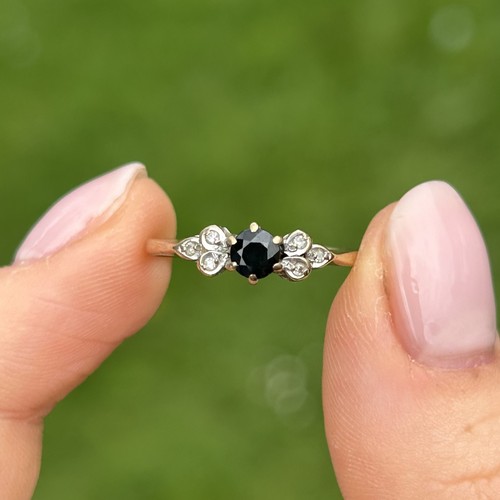 102 - 9ct gold diamond & sapphire trefoil ring Size N   1.1 g