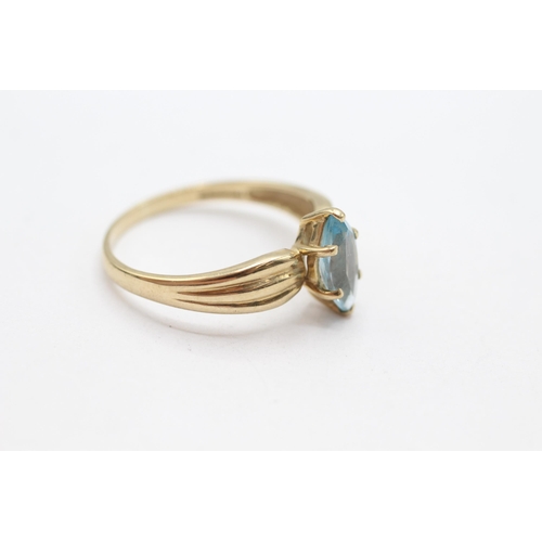 18 - 9ct gold marquise cut blue topaz dress ring Size  S 1/2 - 2.6 g