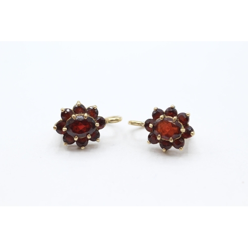 29 - 9ct gold garnet cluster leaver back earrings   - 2.9 g