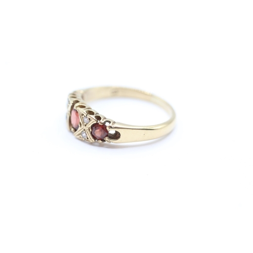 40 - 9ct gold vintage garnet & white gemstone dress ring Size  Q 1/2 - 3 g