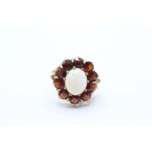 51 - 9ct gold opal & garnet oval cluster ring Size  N - 3.6 g