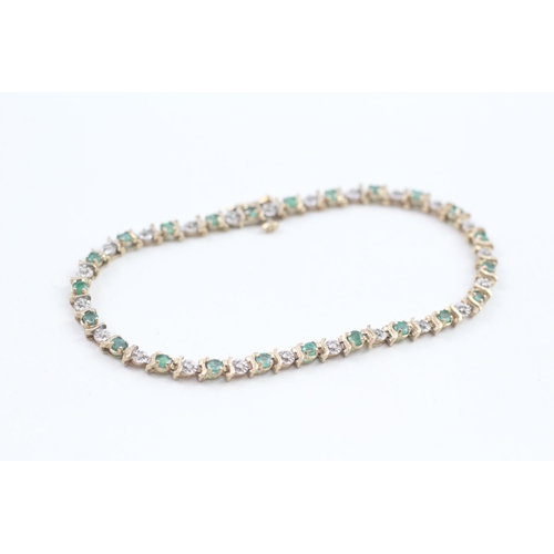 9ct gold emerald & diamond bracelet (6.8g)