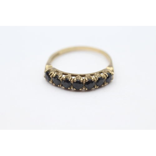 1 - 9ct gold vintage sapphire half eternity ring Q 1/2 - 2.1 g