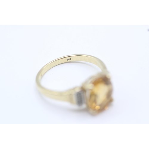 16 - 9ct gold citrine & diamond dress ring Size  R - 3.6 g