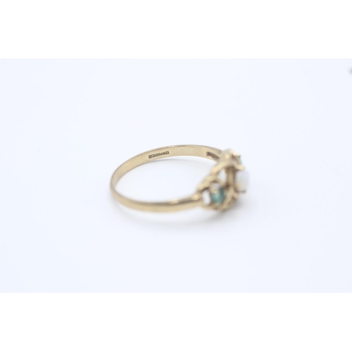 19 - 9ct gold opal & emerald dress ring Size  R - 2.1 g