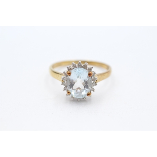 30 - 9ct gold diamond & aquamarine oval cluster ring Size  T 1/2 - 3 g