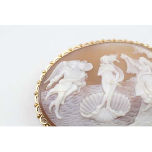 68 - 9ct gold shell cameo brooch of the birth of venus (16.6g) - As seen - Safety chain broken