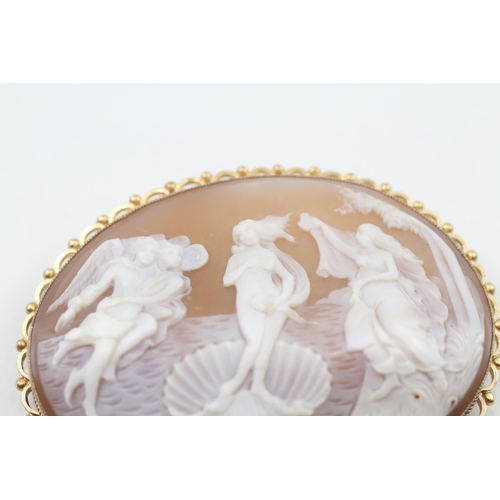 68 - 9ct gold shell cameo brooch of the birth of venus (16.6g) - As seen - Safety chain broken