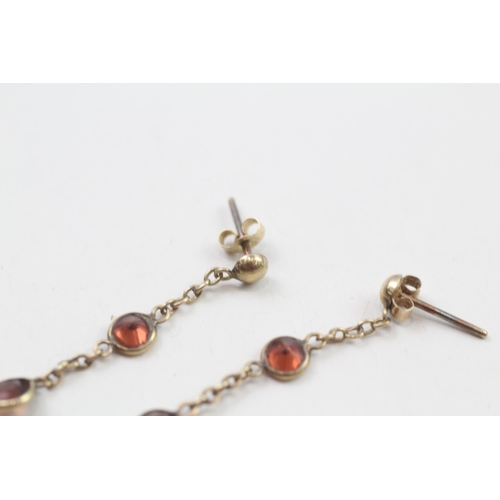 70 - 9ct gold garnet drop earrings, with scroll backs (0.7g)