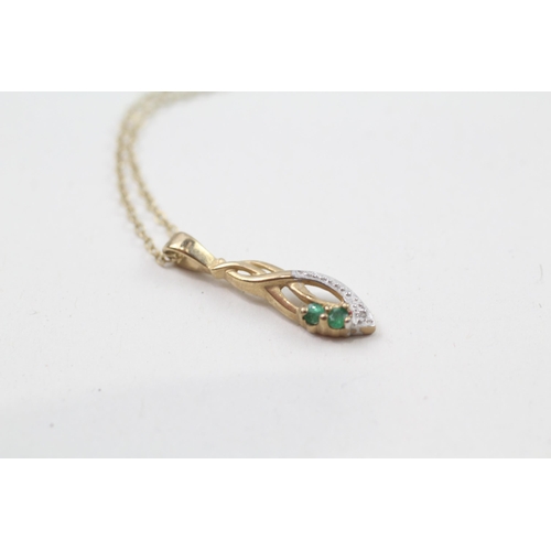 93 - 9ct gold emerald & diamond pendant necklace (1.8g)