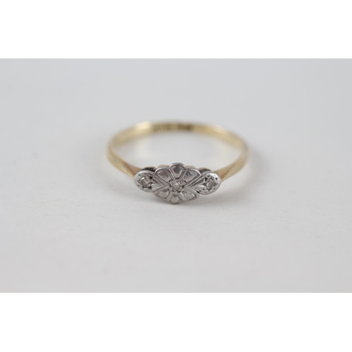 95 - 9ct gold & platinum antique diamond three stone ring (1.4g) Size  N