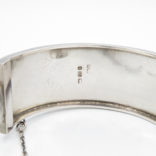 397 - Aesthetic movement silver bracelet, 1 or 2 superficial dings, safety chain in place, British hallmar... 