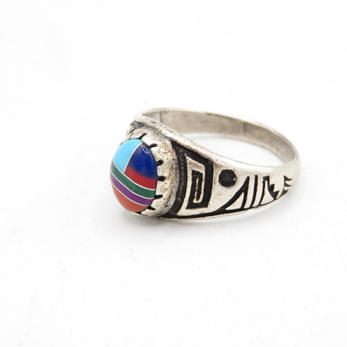 399 - Navajo jewellery pendants and ring (28.8g)