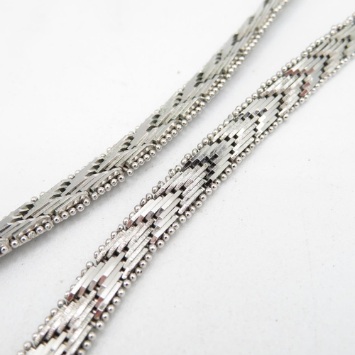 403 - 5x misc silver necklaces (123g)