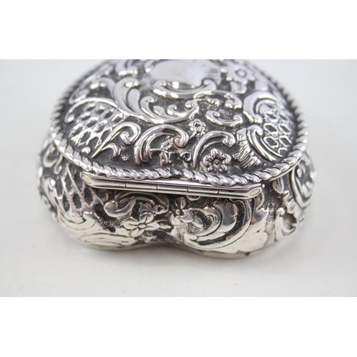 427 - Antique Victorian 1889 London Sterling Silver Heart Shaped Trinket Box (64g)