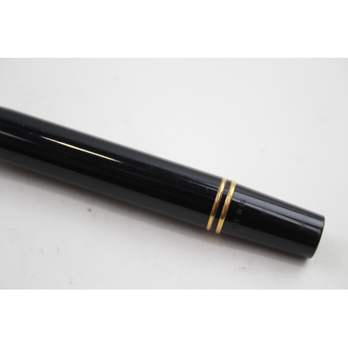 583 - PARKER Duofold Special Black Lacquer Fountain Pen w/ 18ct Gold Nib WRITING