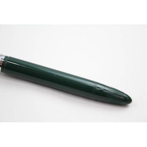 598 - Vintage SHEAFFER Snorkel Green Cased Fountain Pen w/ 14ct Gold Nib WRITING