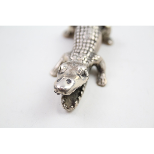 467 - Vintage Stamped .800 SILVER Novelty Crocodile Ornament / Paperweight 77g