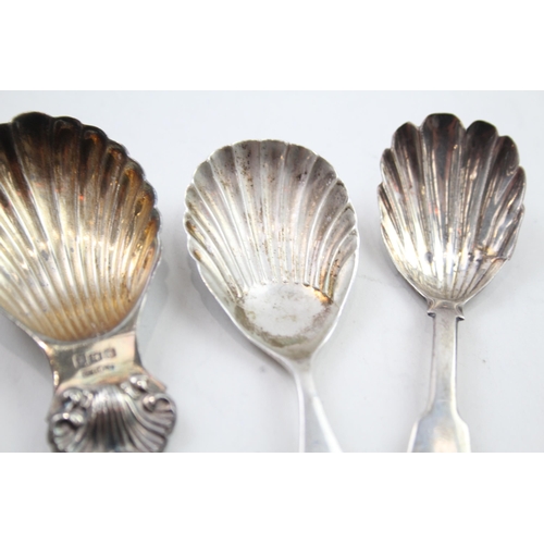 477 - 4 x Antique / Vintage .925 Sterling Silver Caddy Spoons Inc Georgian (56g)