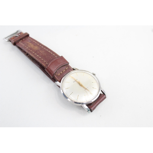 552 - Men's Vintage WRISTWATCHES Hand-wind Inc Jean Perret - Watch Runs -