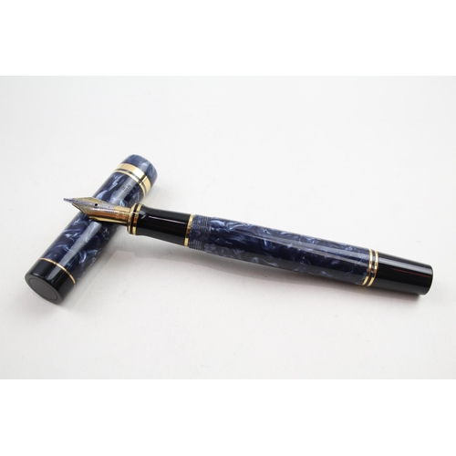 568 - PARKER Duofold Special Navy Lacquer Fountain Pen w/ 18ct Gold Nib WRITING