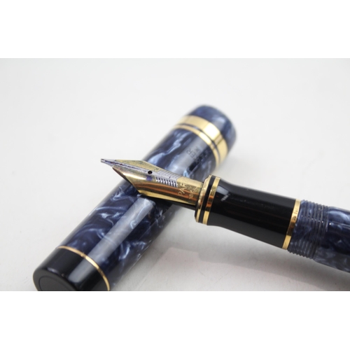 568 - PARKER Duofold Special Navy Lacquer Fountain Pen w/ 18ct Gold Nib WRITING