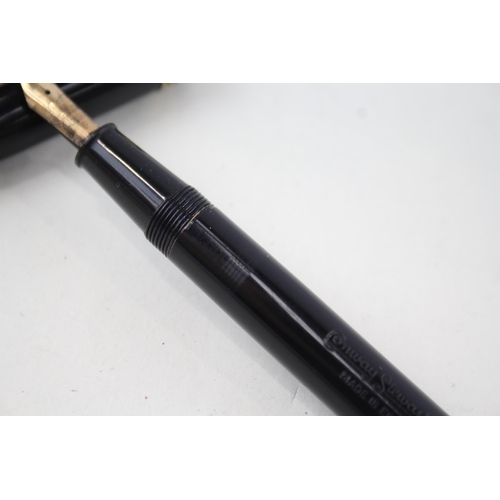 575 - Vintage CONWAY STEWART 74 Black Fountain Pen w/ 14ct Gold Nib WRITING