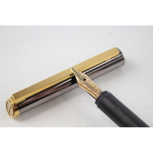 578 - Alfred DUNHILL Fountain Pen w/ 14ct Gold Nib, Gold Plate Banding & Clip WRITING