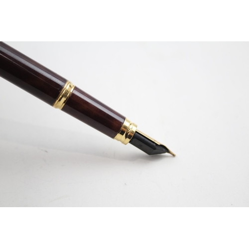 583 - WATERMAN Ideal Brown Lacquer Fountain Pen w/ 18ct Gold Nib WRITING