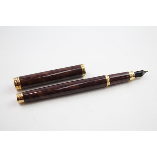 583 - WATERMAN Ideal Brown Lacquer Fountain Pen w/ 18ct Gold Nib WRITING