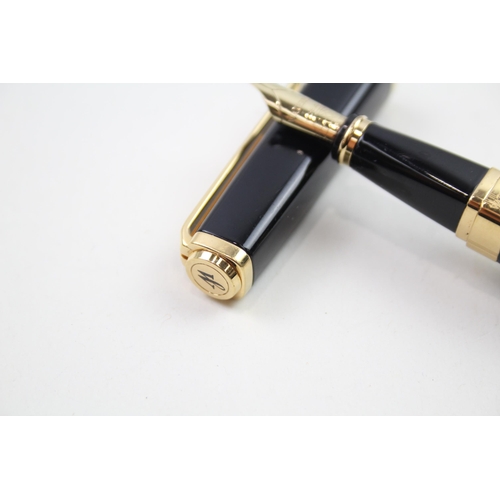 584 - WATERMAN Exception Black Lacquer Fountain Pen w/ 18ct Gold Nib WRITING