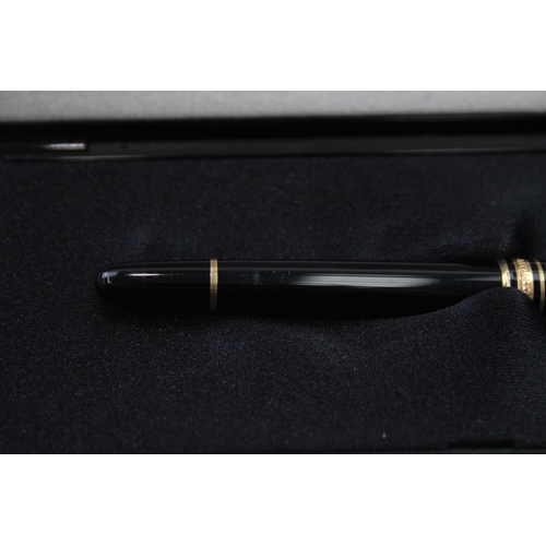 595 - MONTBLANC Meisterstuck Black Fountain Pen w/ 14ct White Gold Nib WRITING Boxed