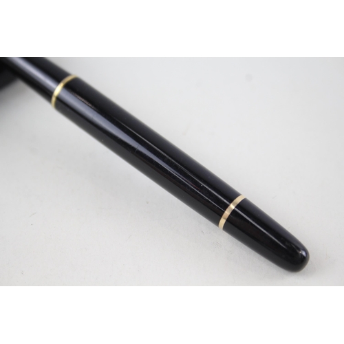 598 - MONTBLANC Meisterstuck Black Rollerball Pen w/ Gold Plate Banding - GM1565940