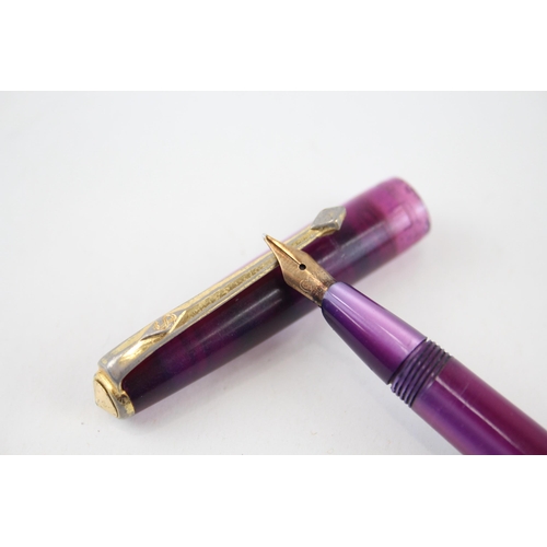 599 - Vintage CONWAY STEWART 570 Purple Fountain Pen w/ 14ct Gold Nib WRITING