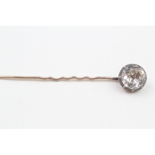 154 - 9ct gold and silver Georgian paste stick pin (1g)