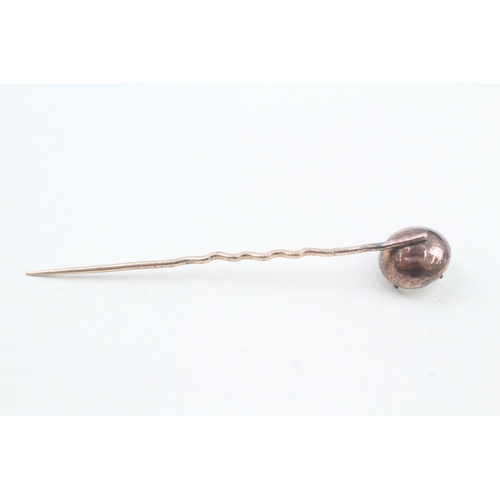 154 - 9ct gold and silver Georgian paste stick pin (1g)