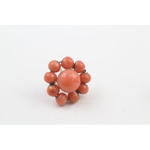 163 - 9ct gold antique coral earrings (3g)