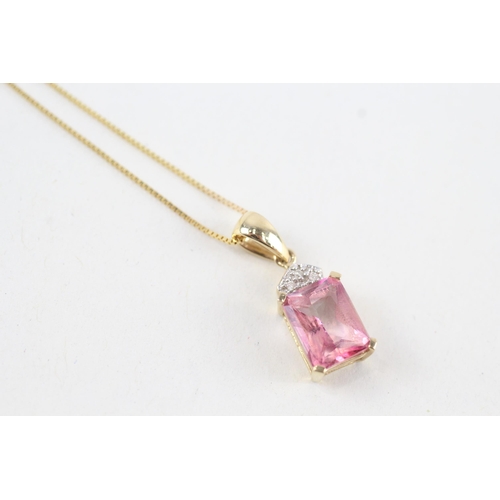 17 - 14ct gold enhanced pink topaz & diamond pendant necklace (2.4g)